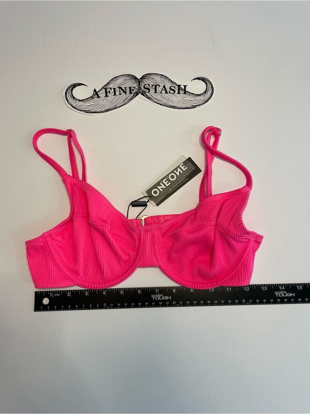 NWT ONEONE Swimwear Lupita Bikini Top Women Large Hot Pink Ribbed Underwire Swim